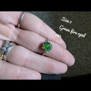 Size 7 fire opal on 925